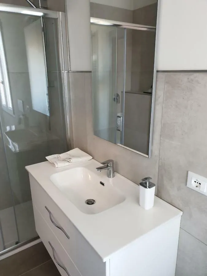 Sun Lake Apartments Desenzano del Garda