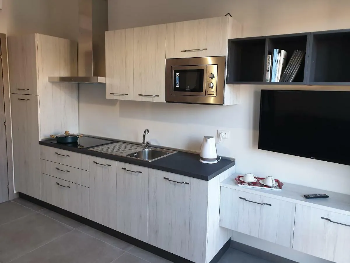 Sun Lake Apartments Desenzano del Garda 0*,  Italy